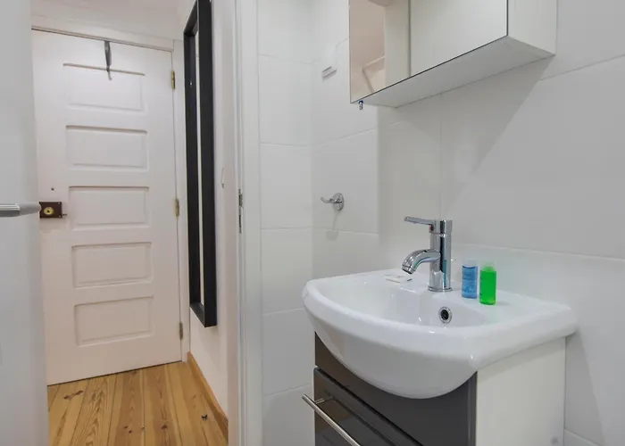 Vintage Flat In Graca شقة *