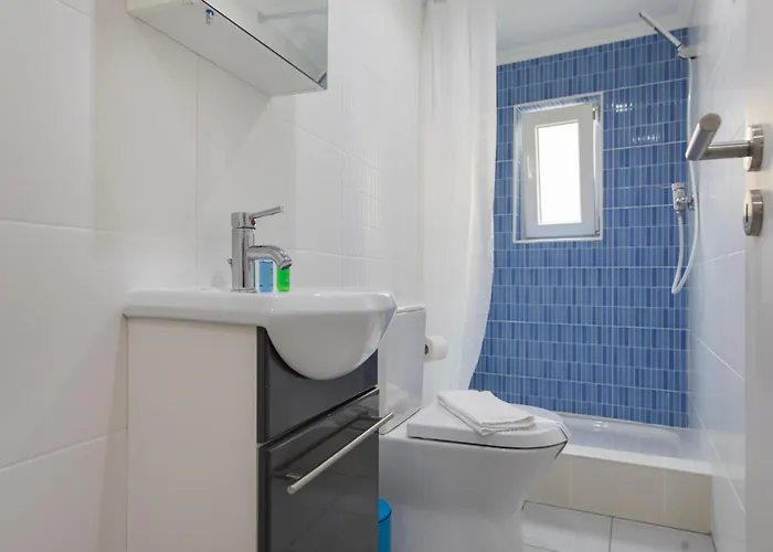 Vintage Flat In Graca