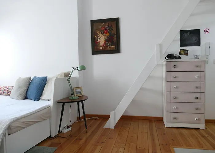 Vintage Flat In Graca